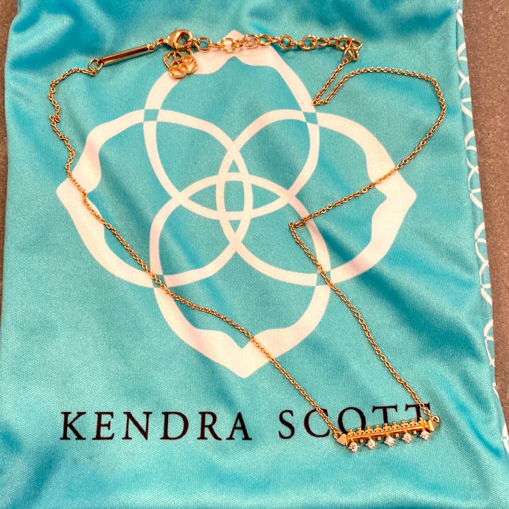 Kendra Scott Arrow Pendant Necklace